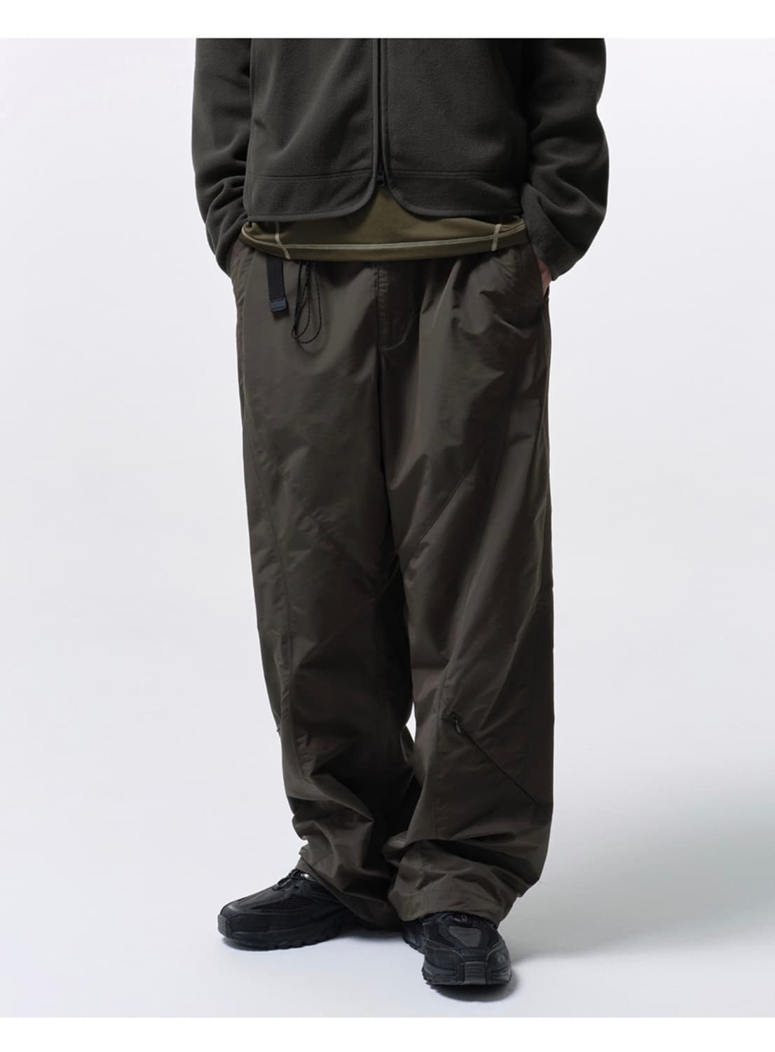 [29] 무신사 스탠다드 시티 레저 스트럭처드 벨티드 팬츠 머드 그레이 상품이미지2