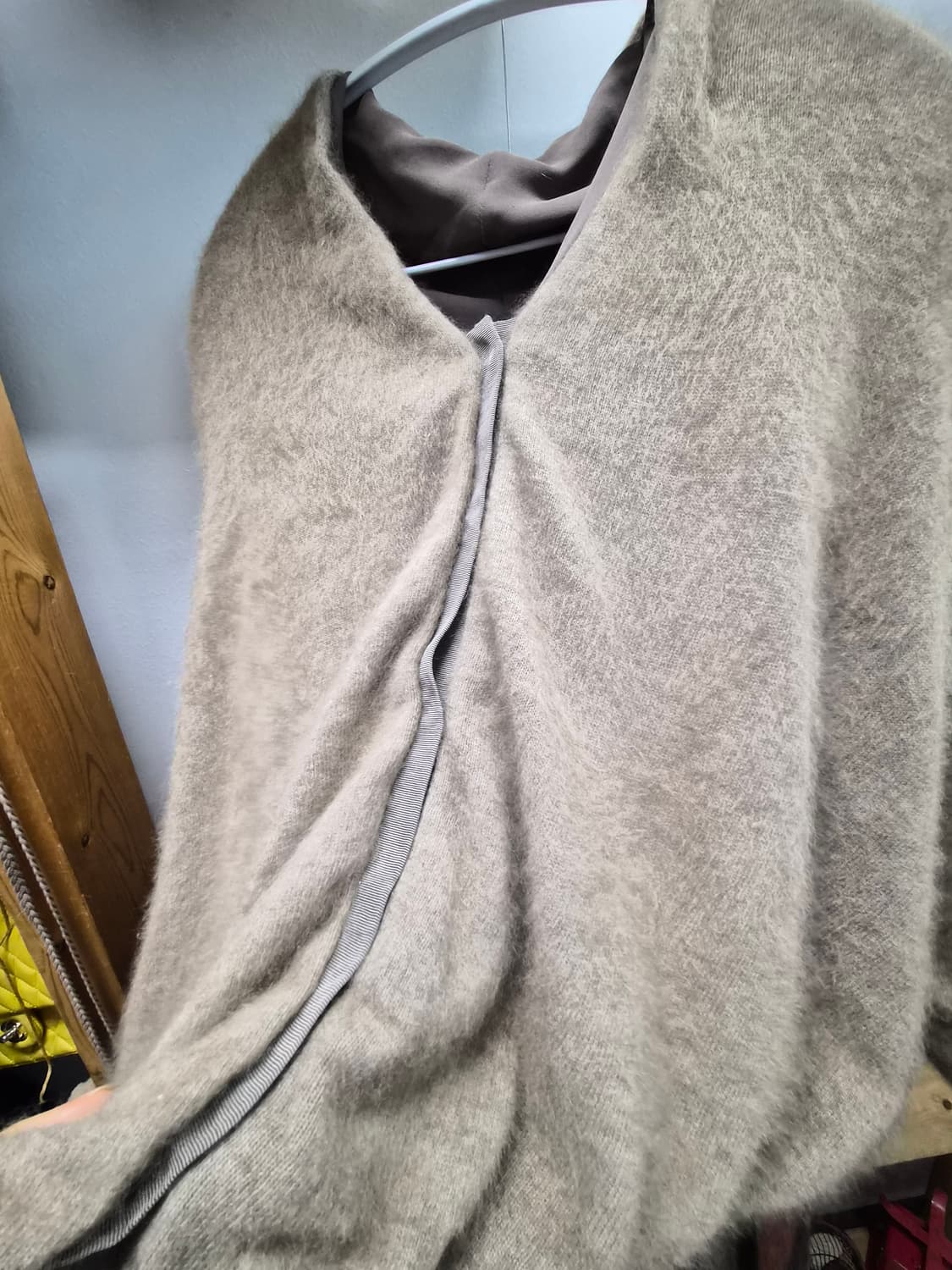 데코 포근울 케이프 가디건. 레니본 모헤어울 스커트 상품이미지4