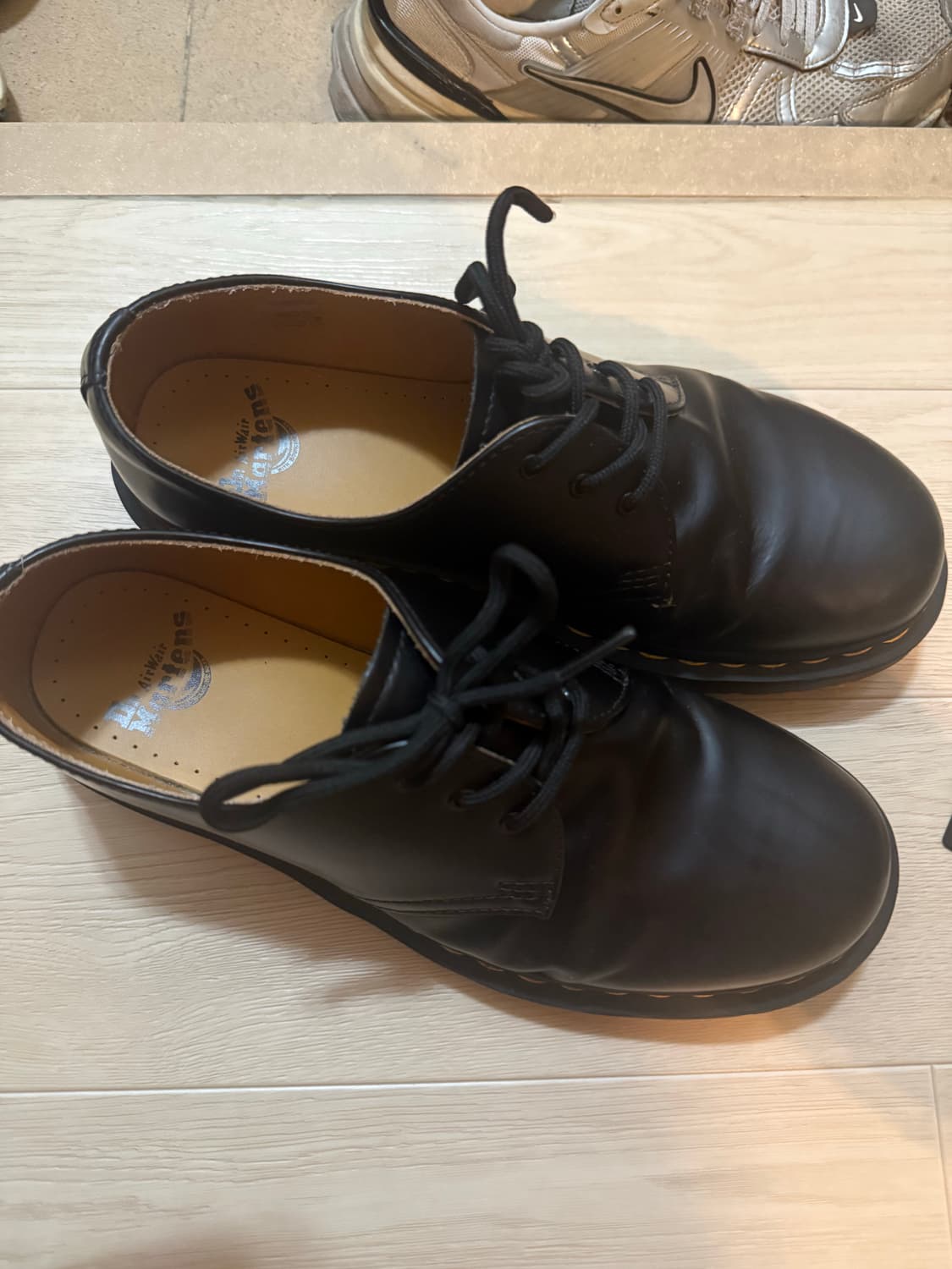 닥터마틴 1461 스무스 블랙 270 상품이미지1