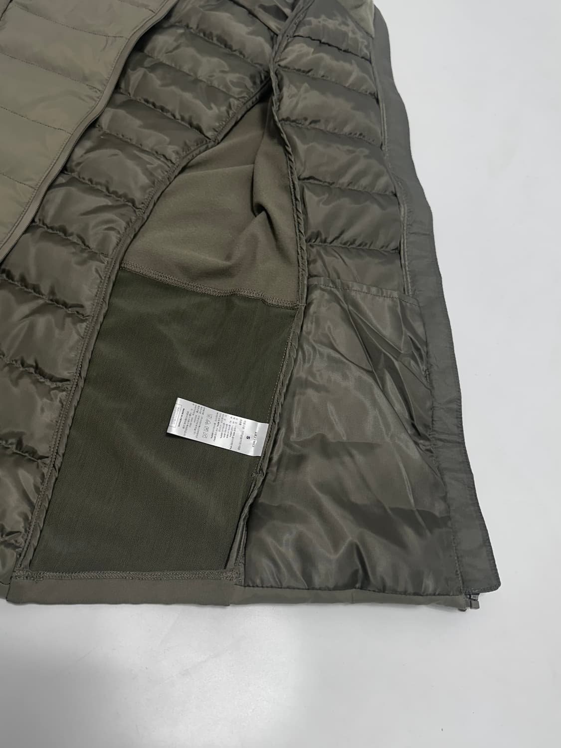 젝시믹스 구스다운 경량패딩 베스트 상품이미지5