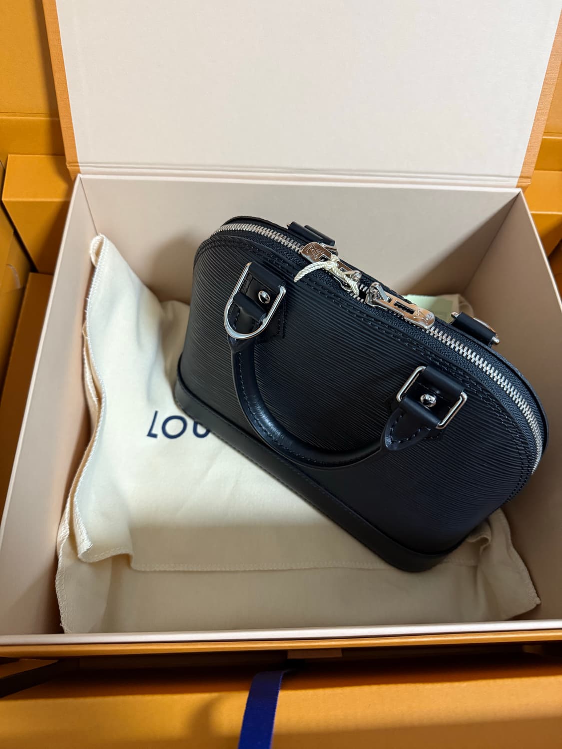 루이비통 알마 BB 상품이미지3