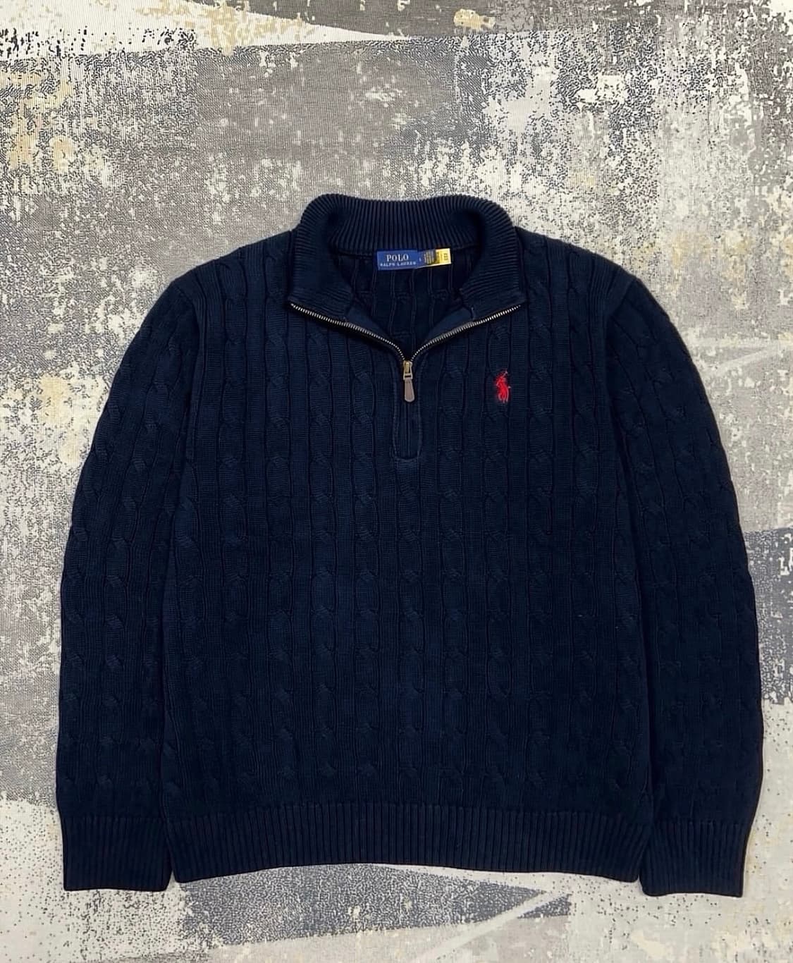 폴로 꽈배기 반집업 니트 판매합니다 상품이미지1