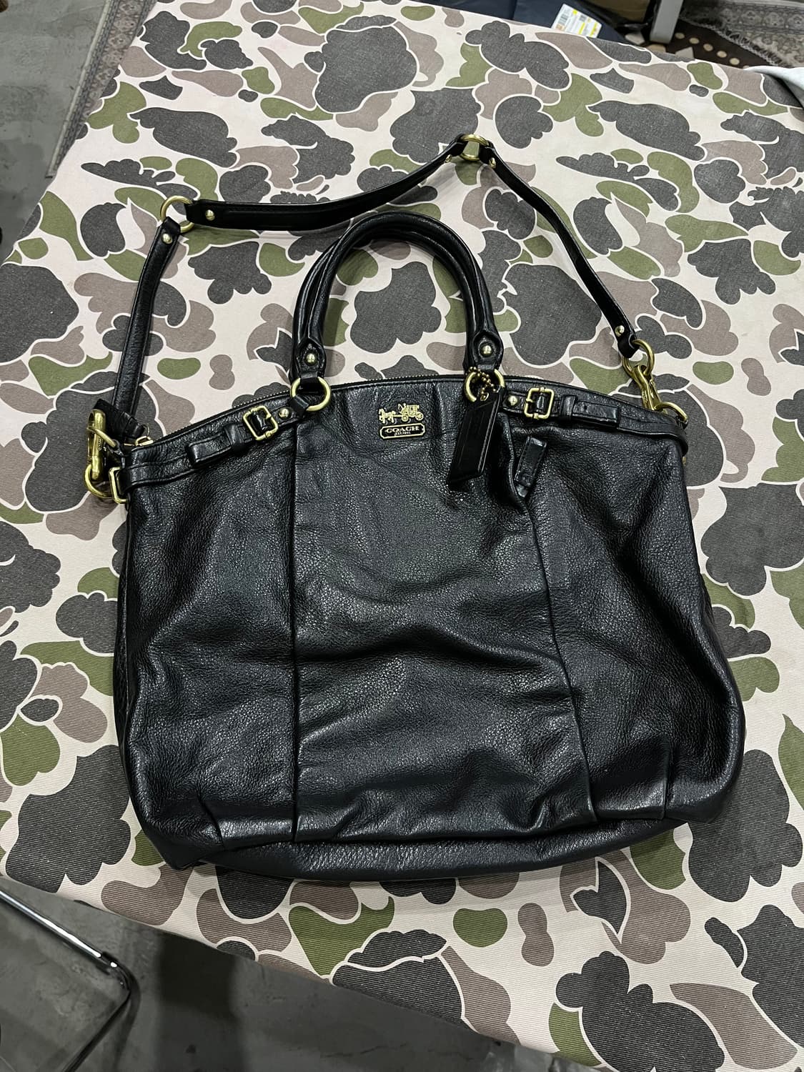 COACH 코치 매디슨 레더 린지 사첼백 상품이미지1