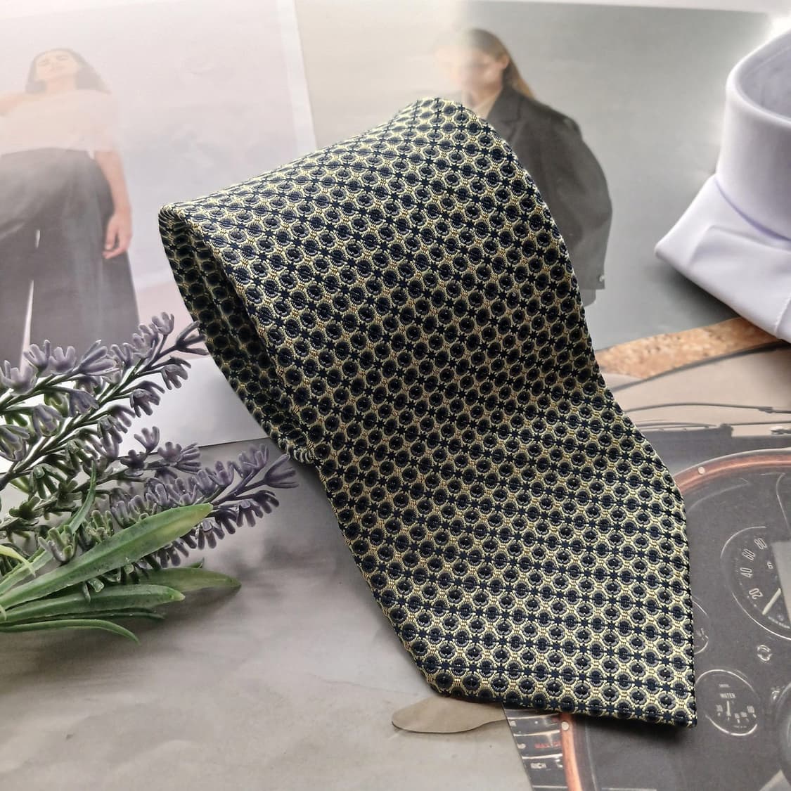 아쿠아스큐텀 실크 도트 자카드 넥타이 8.7cm A+등급 A18574
 상품이미지2