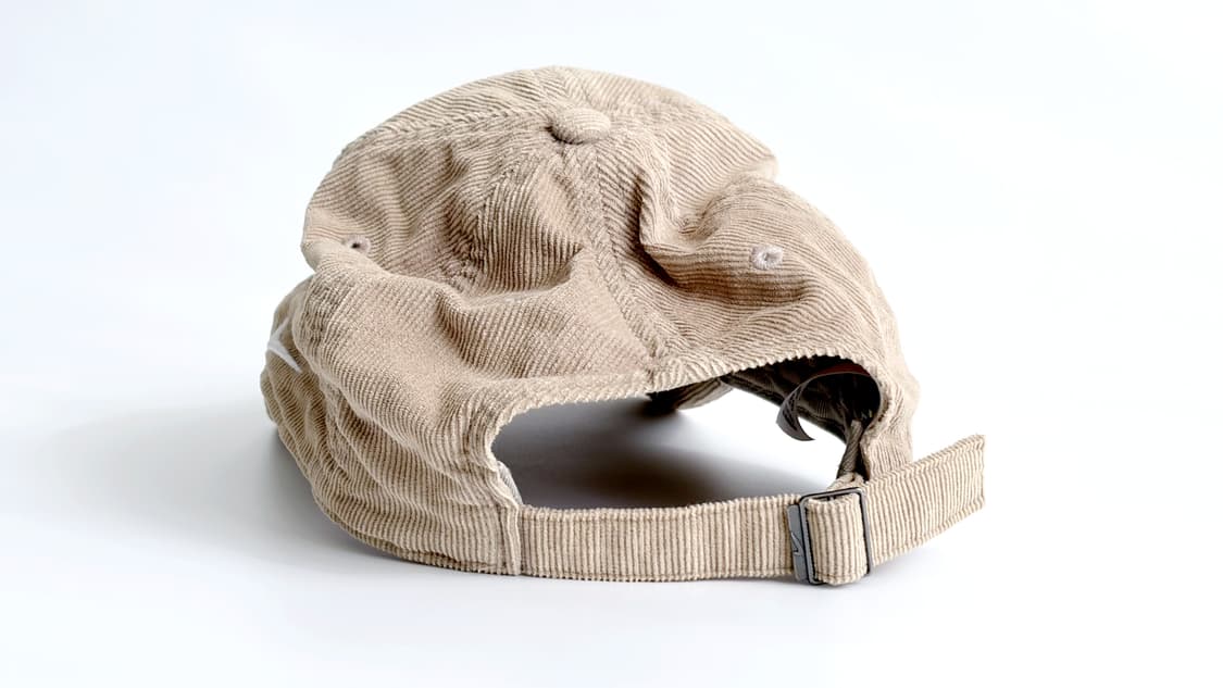 나이키 S1ZE 코듀로이 연갈색 볼캡 ‘BYU’ 상품이미지7