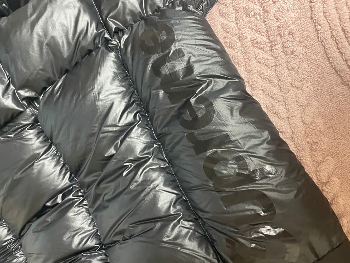 23fw 슈프림 페더웨이트 다운 퍼퍼 블랙 패딩M 상품이미지7