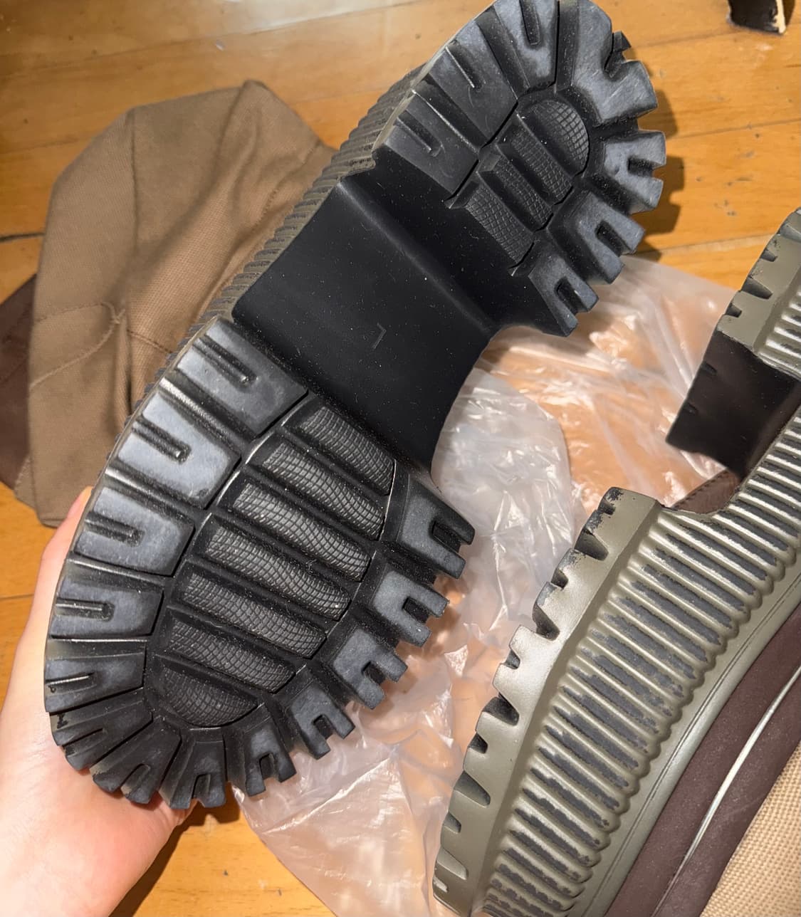 Yello shoes 플랫폼 숏 부츠 상품이미지8