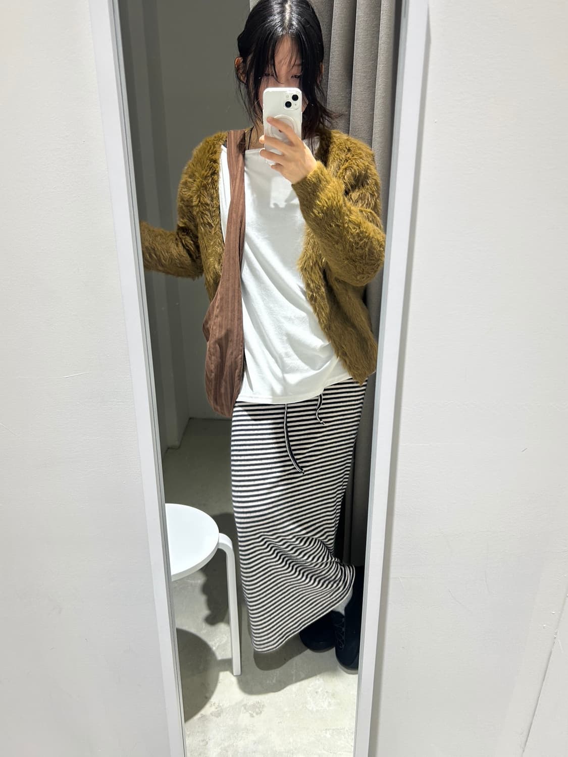 뮤로우 소프트 카멜 퍼가디건 상품이미지3