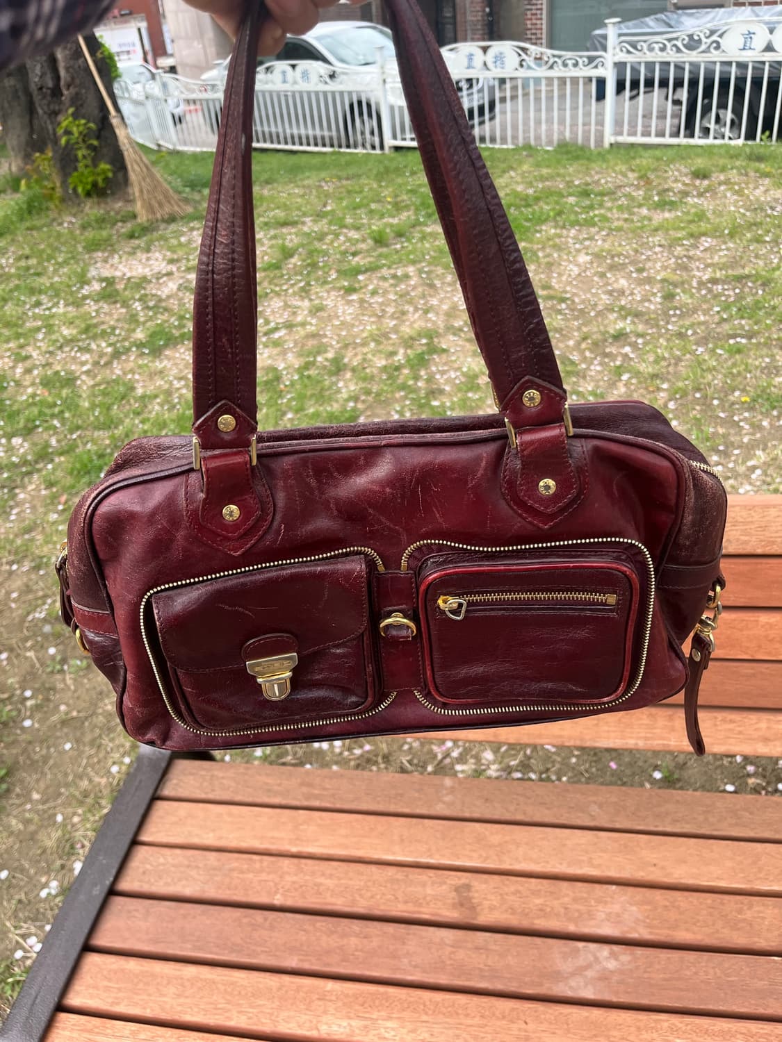 이탈리아 제작 하이엔드 레더, ETRO 버건디 토트백 ✨ 상품이미지9