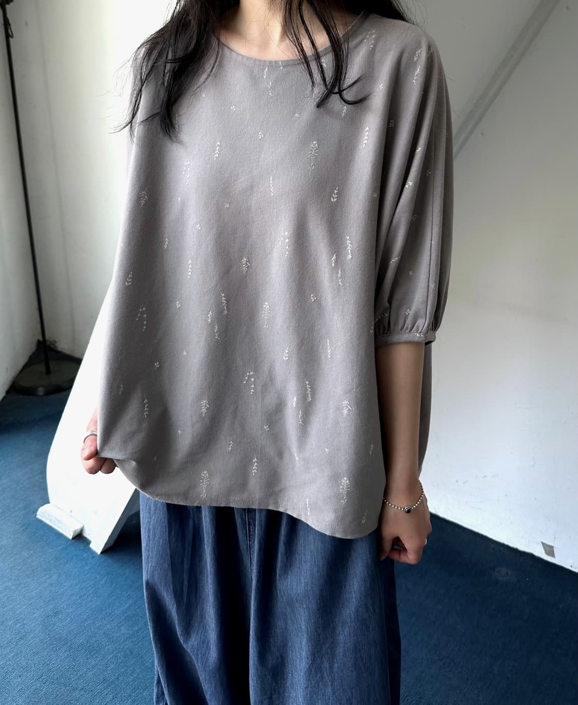 Wide sleeve design pattern pullover top 상품이미지7