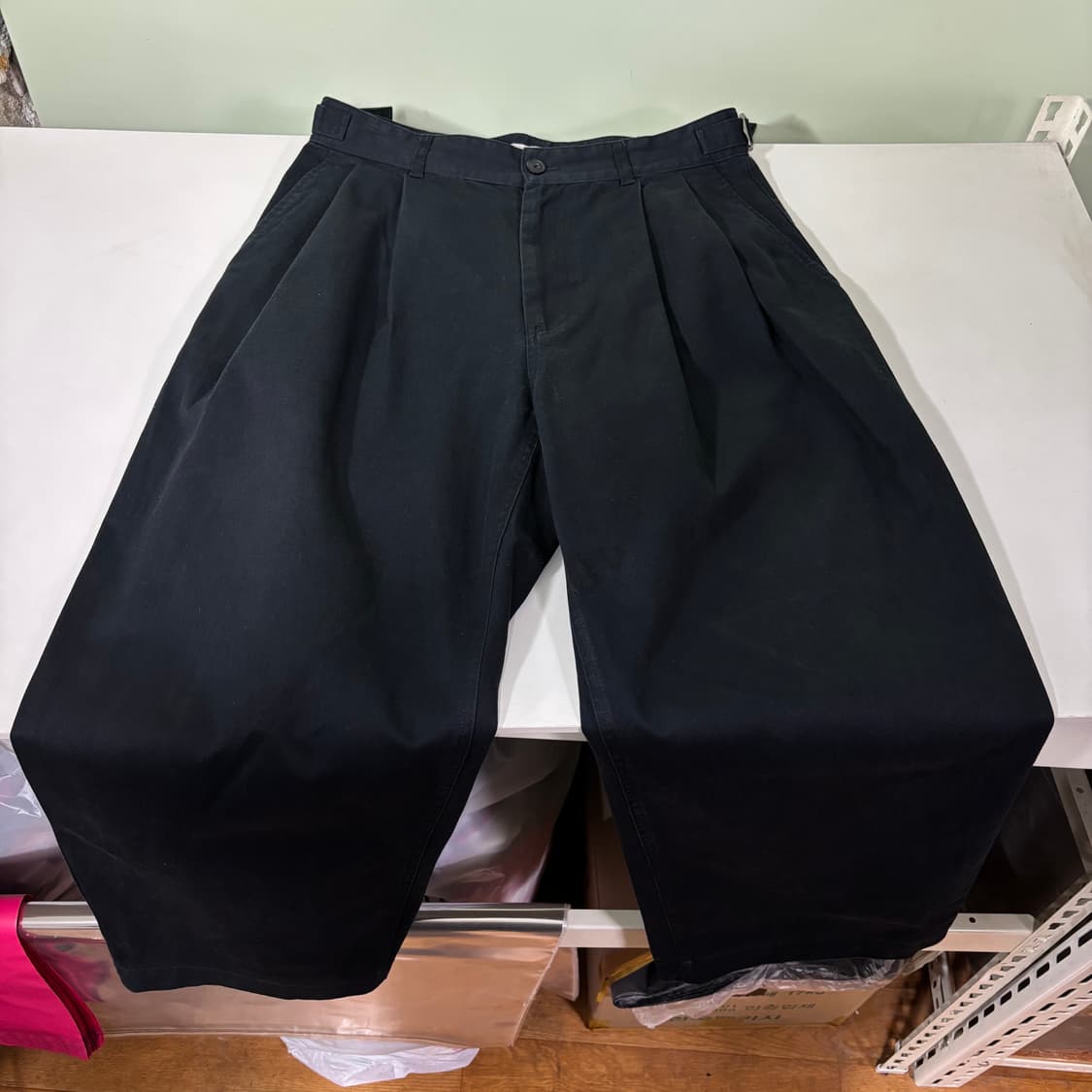 M 플랙 다크네이비 와이드핏 투턱 코튼팬츠 상품이미지2