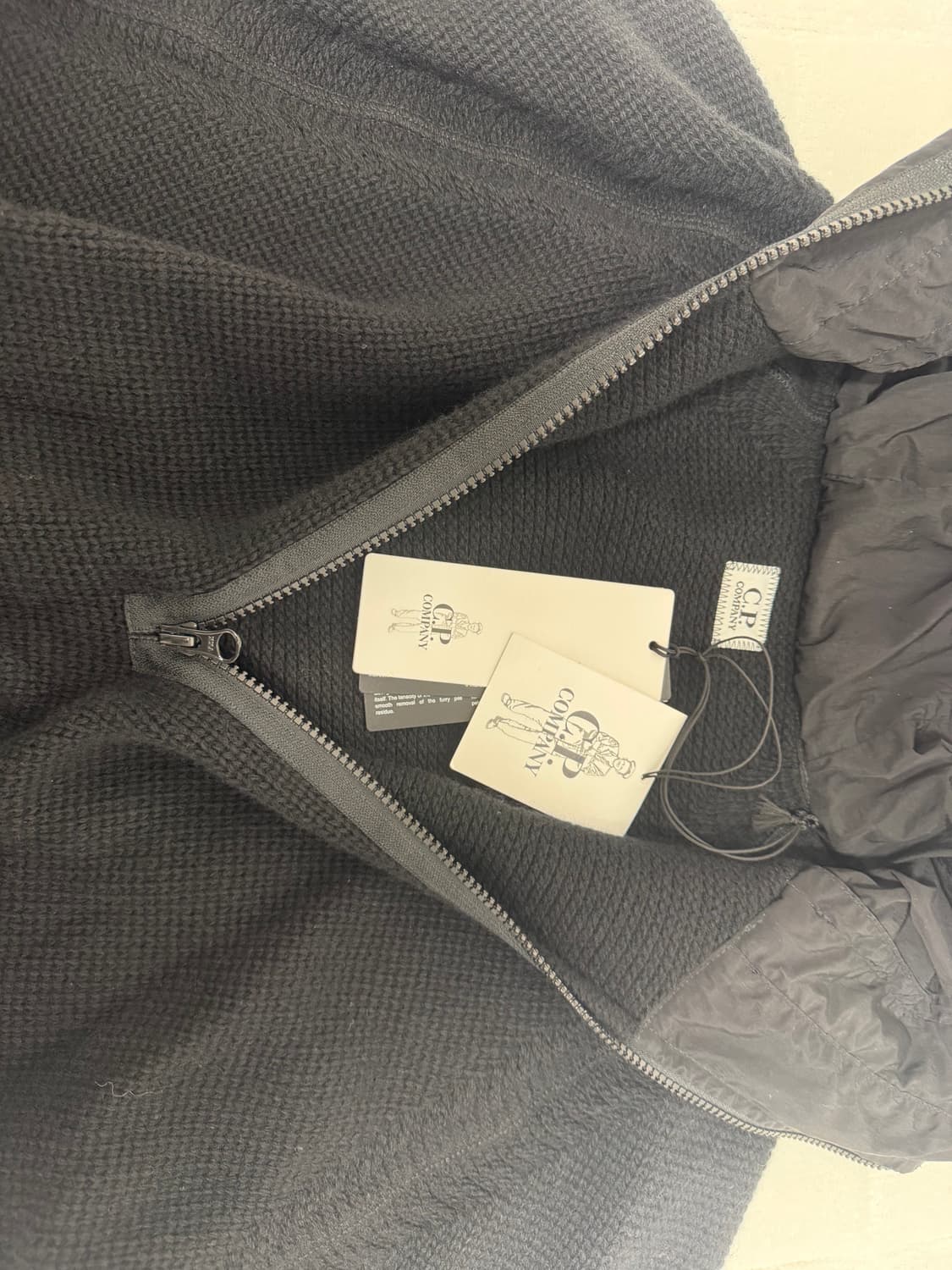 C.P. Company 니트 후드티 블랙 상품이미지2