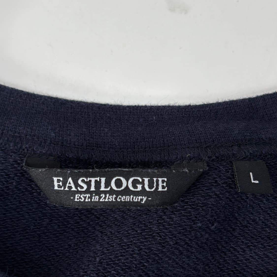 이스트로그 맨투맨 상품이미지4