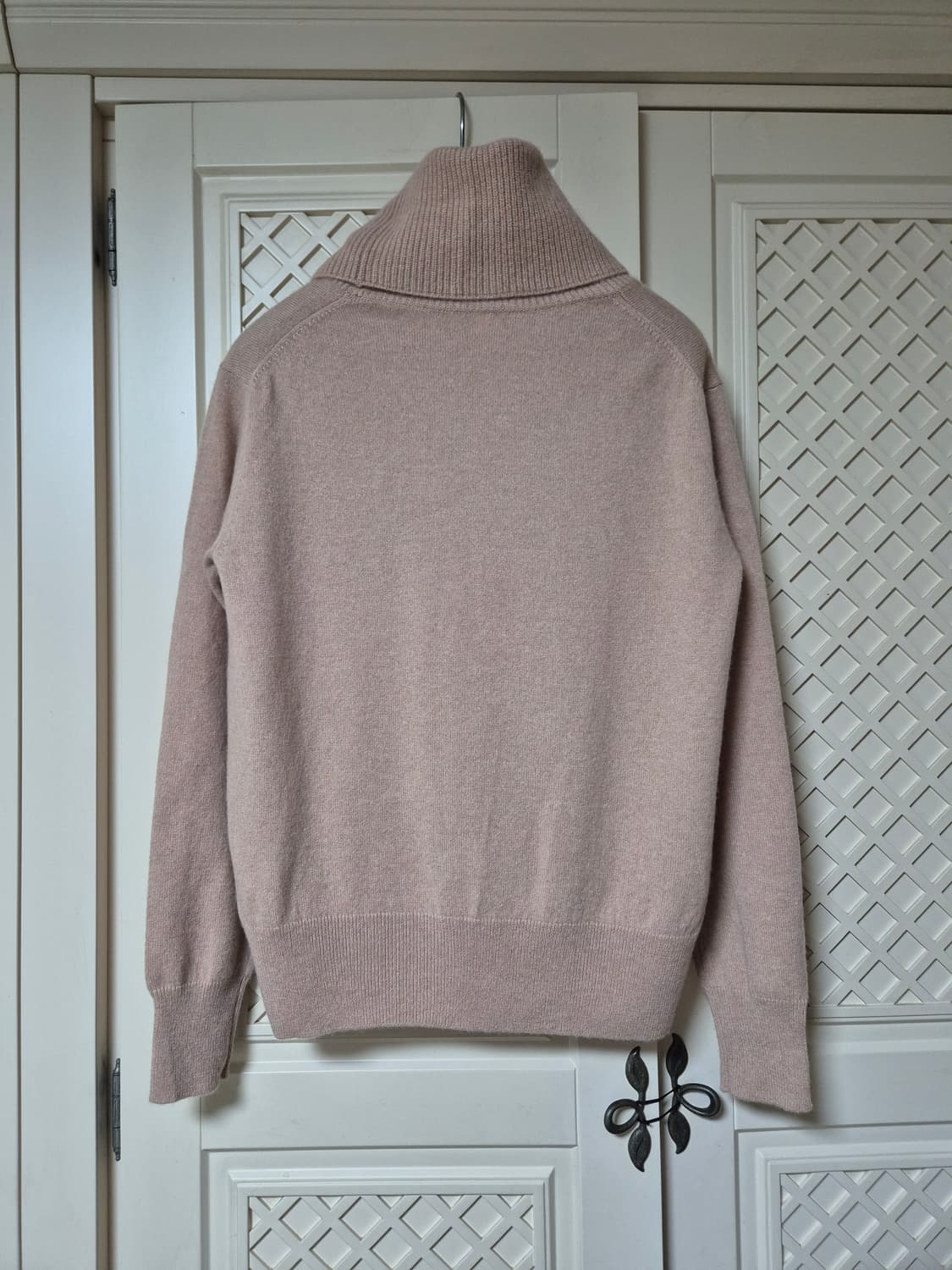 유니클로 캐시미어100% 터틀넥 니트 상품이미지2