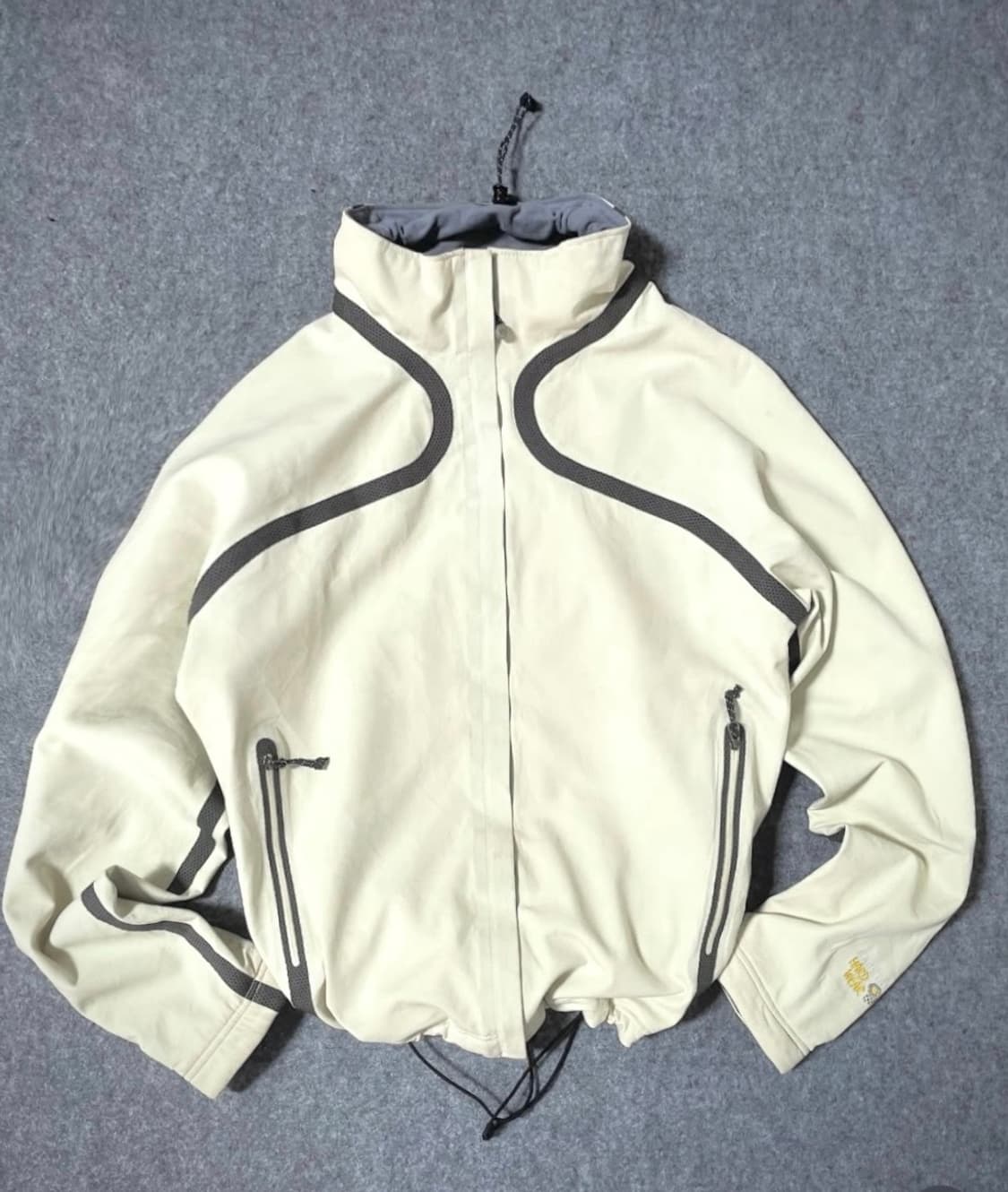 2000’s Mountain hardwear conduit jacket 상품이미지3