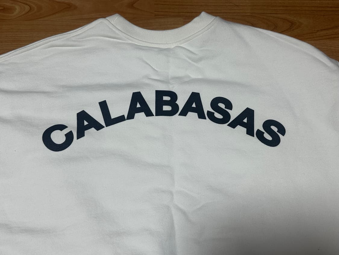 [L] 이지 시즌 5 칼라바사스 크루넥 크림 맨투맨 상품이미지3