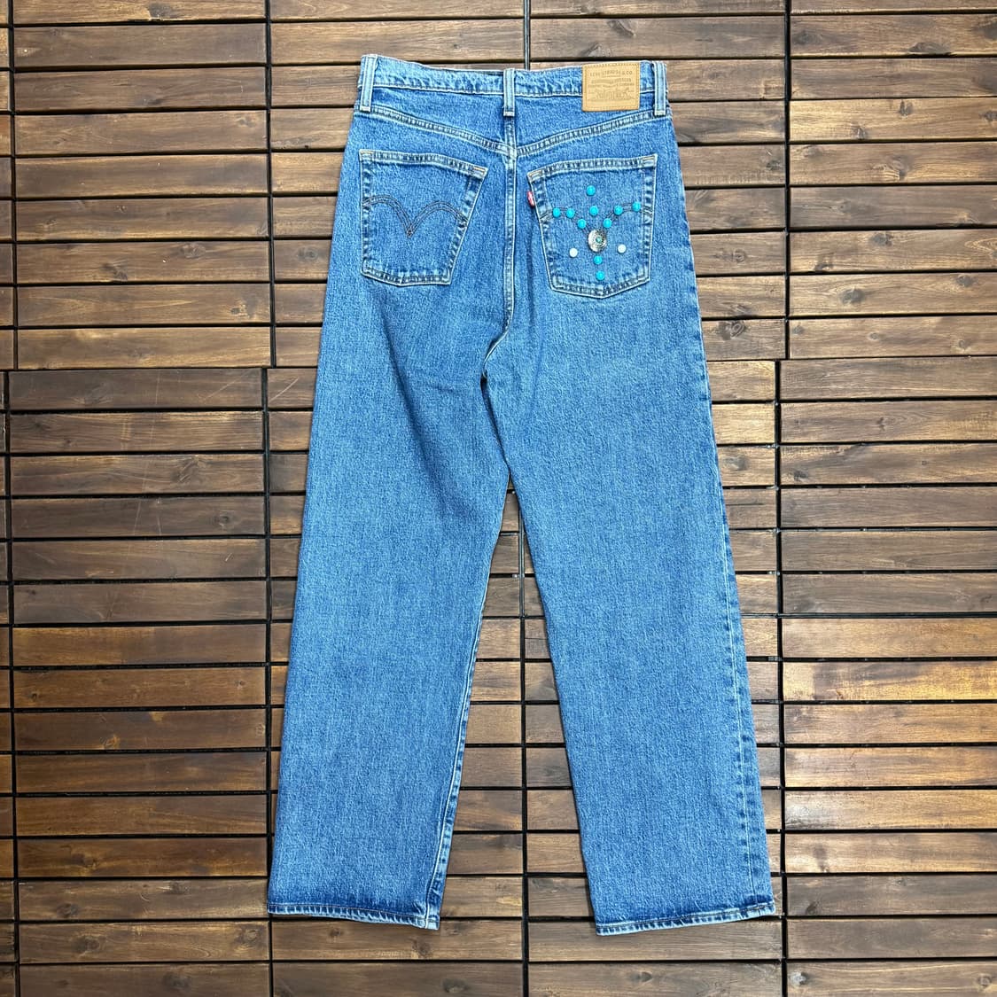 리바이스 우먼스 립케이지 웨스턴 스터드 앵클 진 (28)  상품이미지2