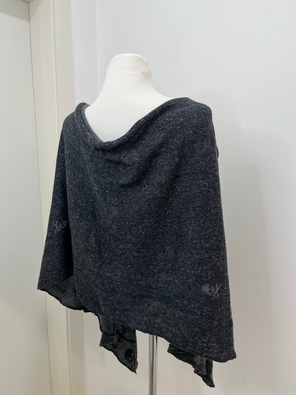 일본 빈티지 락펑크 락시크 스컬패턴 숄 머플러 상품이미지5