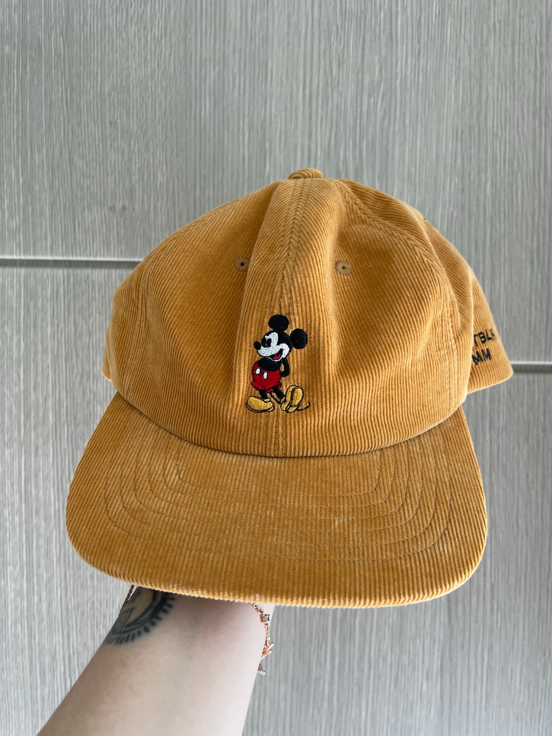 White Blank 코듀로이 미키 캡 상품이미지1