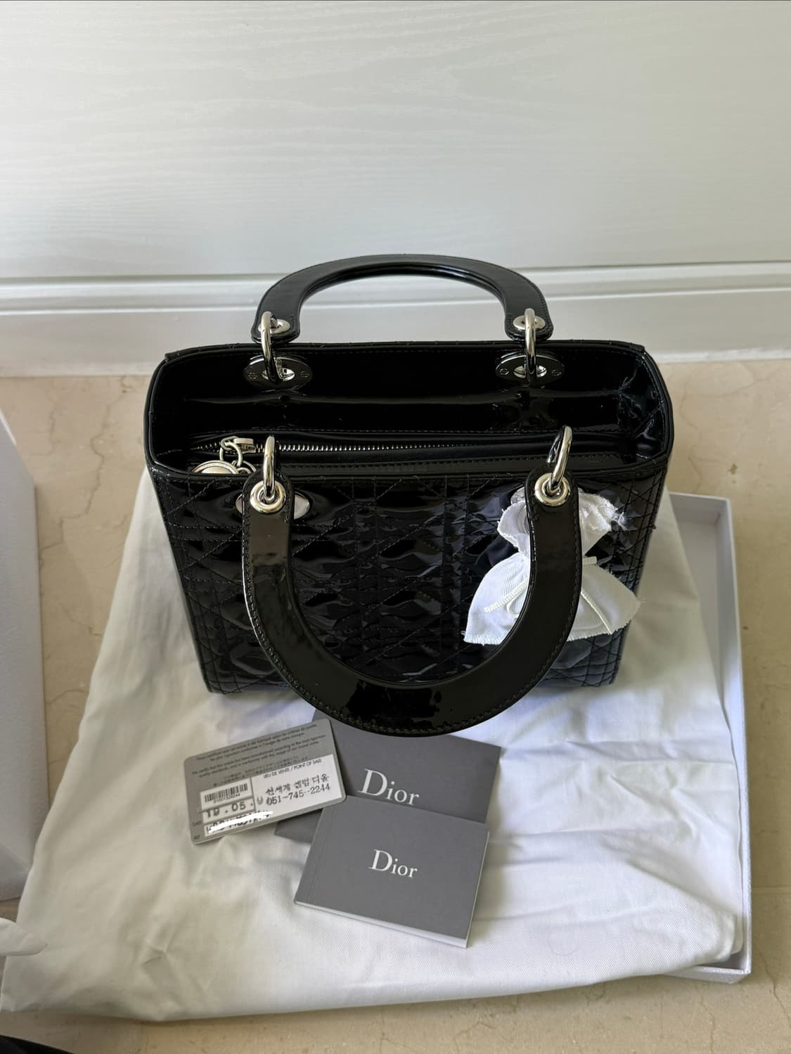 디올 레이디디올 미디엄 까나쥬 토트백 상품이미지2