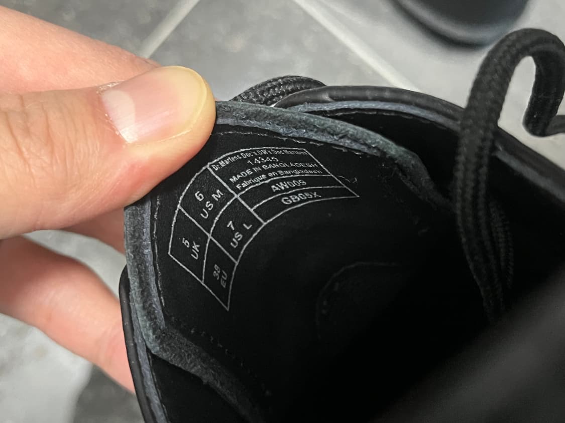 닥터마틴 1461 모노  240 상품이미지4