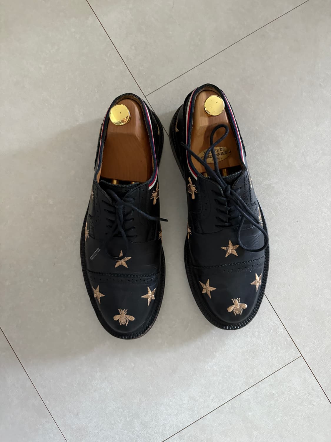 구찌 꿀벌 레이스업 더비슈즈 상품이미지2