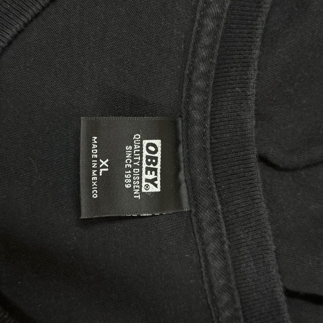 [110] 오베이 OBEY 블랙 반팔 라운드 티셔츠 상품이미지5