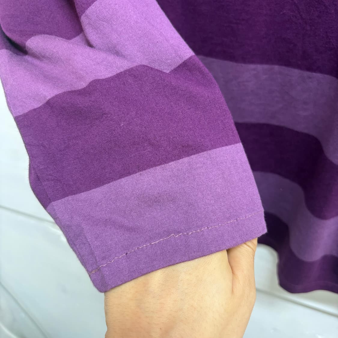 아네스베 스트라이프 숄더 버튼 탑 상품이미지3