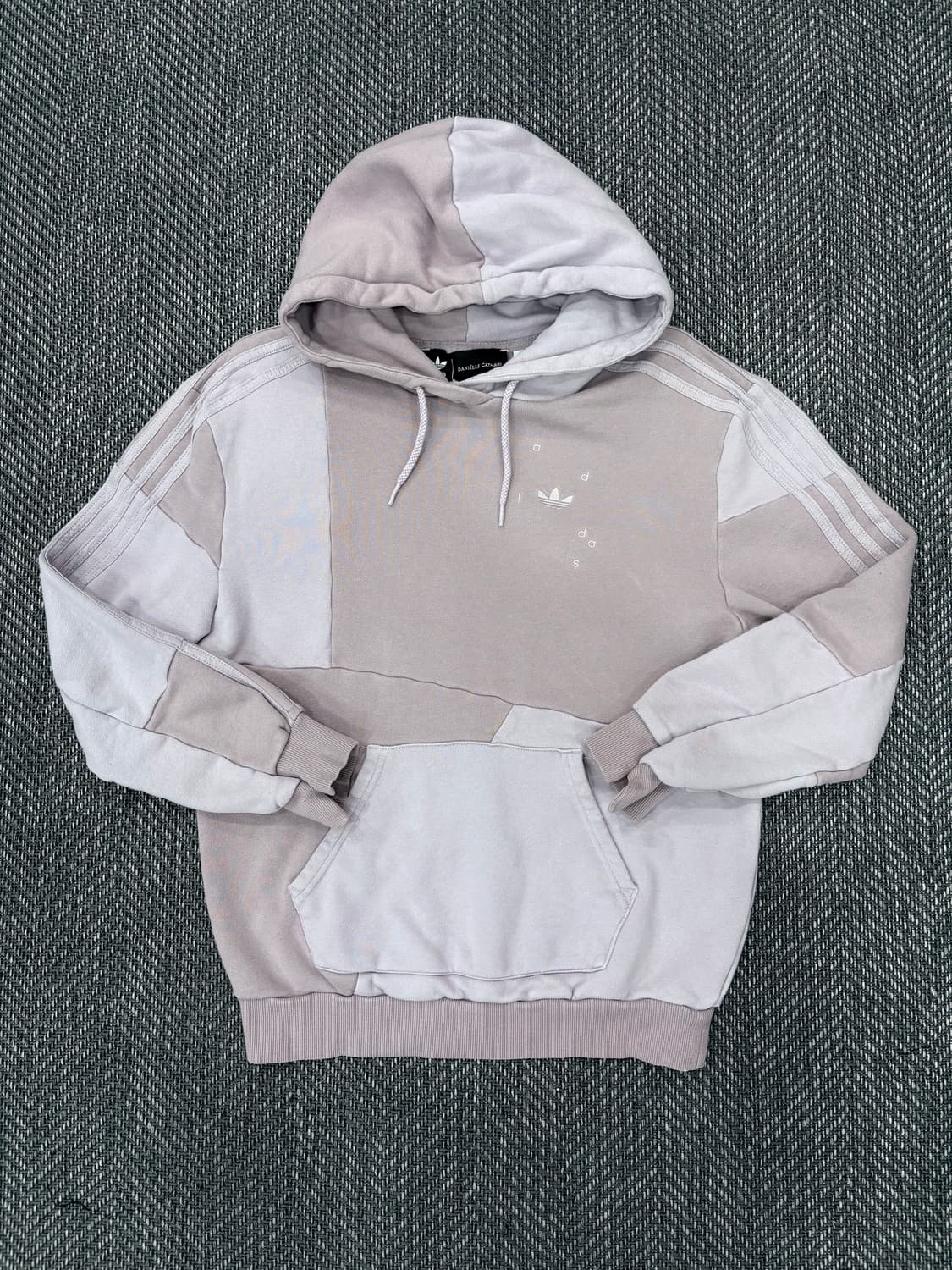아디다스 후드티 상품이미지1