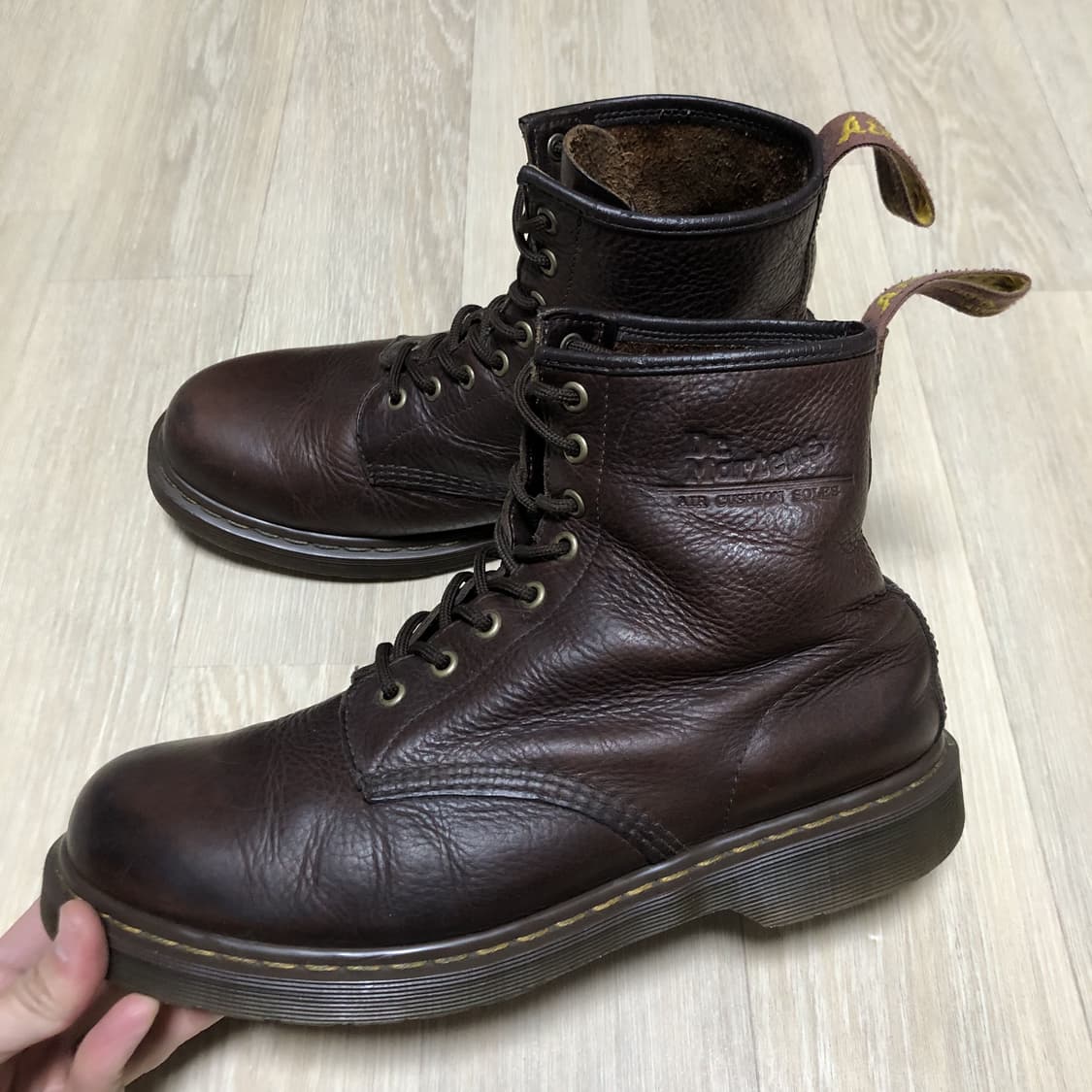 (280) 닥터마틴 Dr.martens 1460 8홀 부츠 브라운 레더 상품이미지1