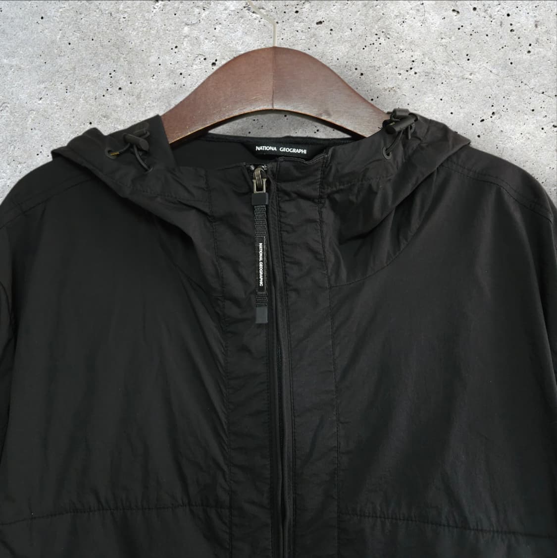 내셔널지오그래픽 경량 유틸리티 바람막이 자켓 (100/L) 상품이미지2