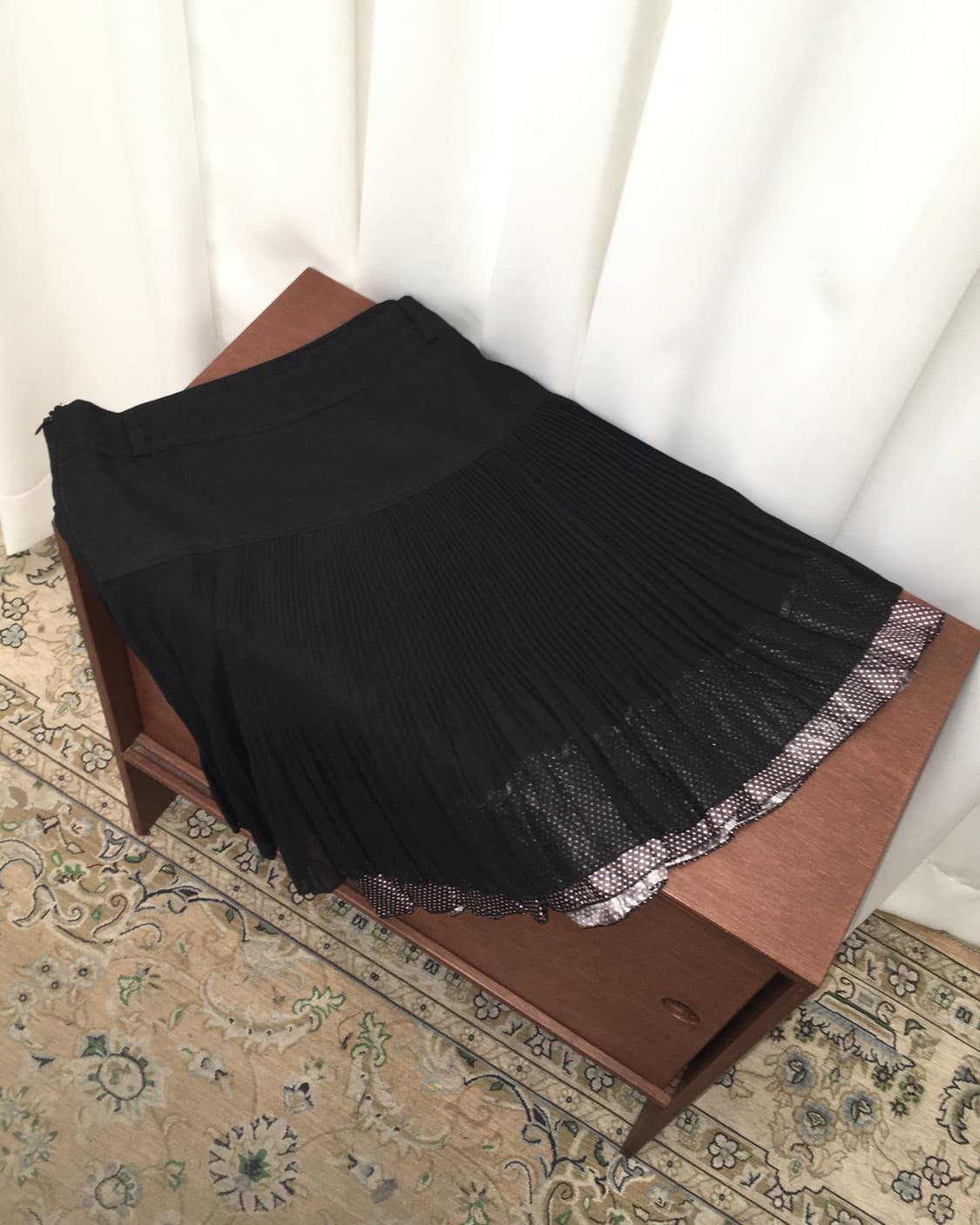 블랙 플리츠 스커트 상품이미지2