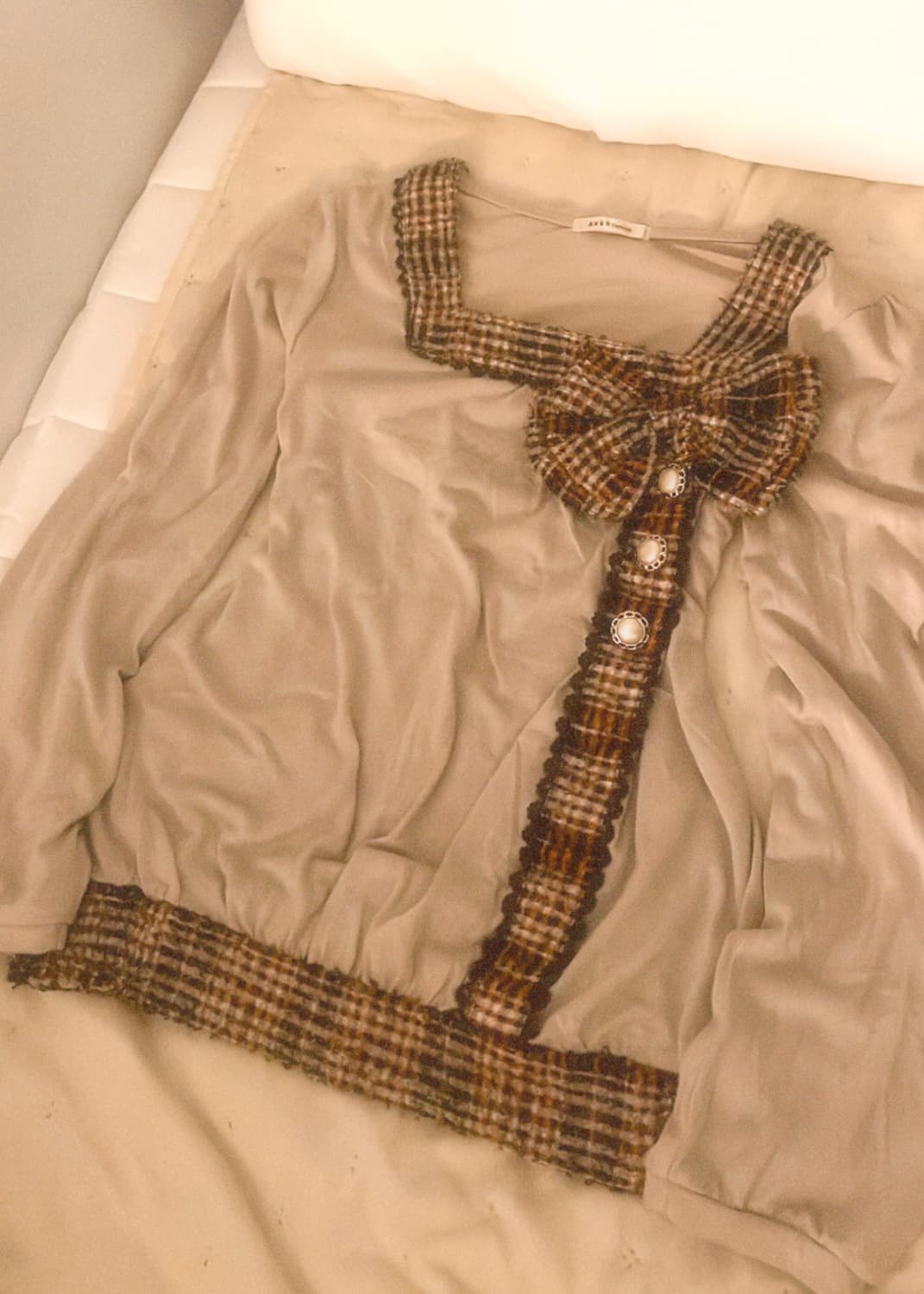 axes femme 엑시즈팜 빅리본 블라우스 탑 히메갸루 라떼갸루 핀터깔 상품이미지1