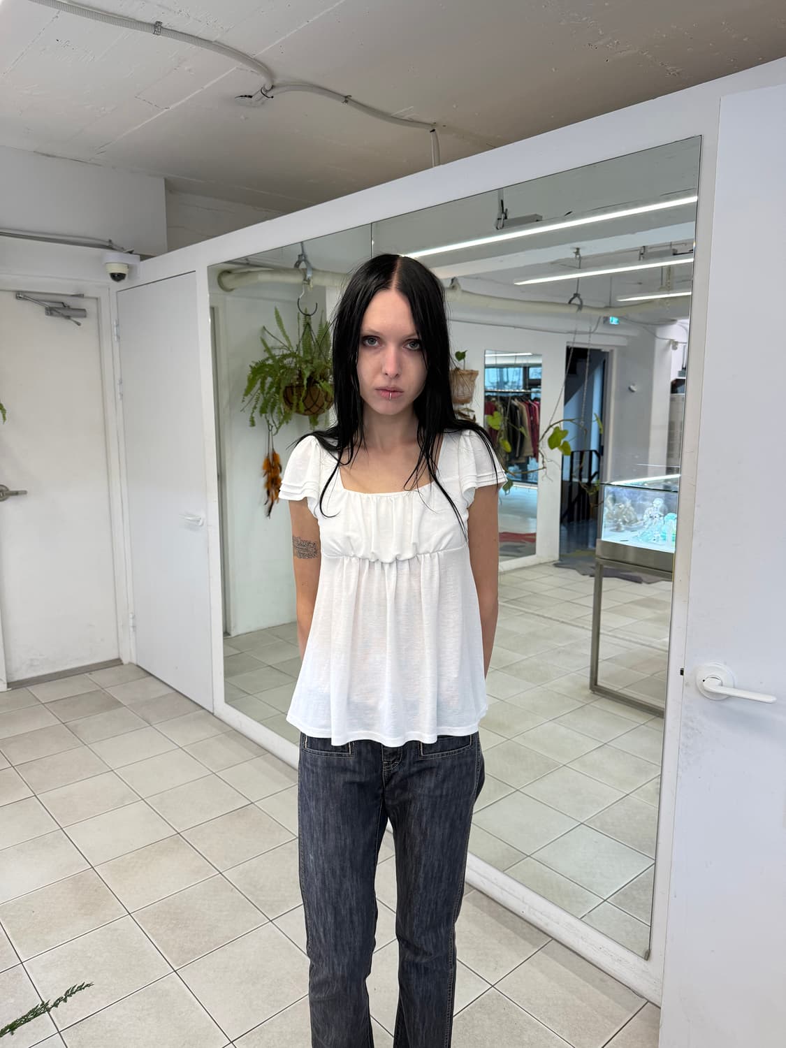 frill t-shirt 상품이미지1