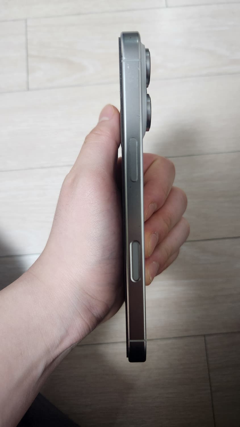 아이폰 16프로 상태 최상 상품이미지4