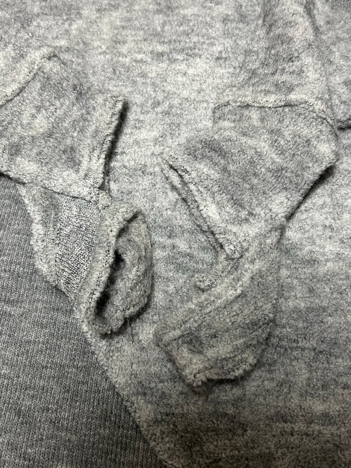 AW24 CURVED RAGLAN SWEATER 지초이 스웨터 원피스 상품이미지5