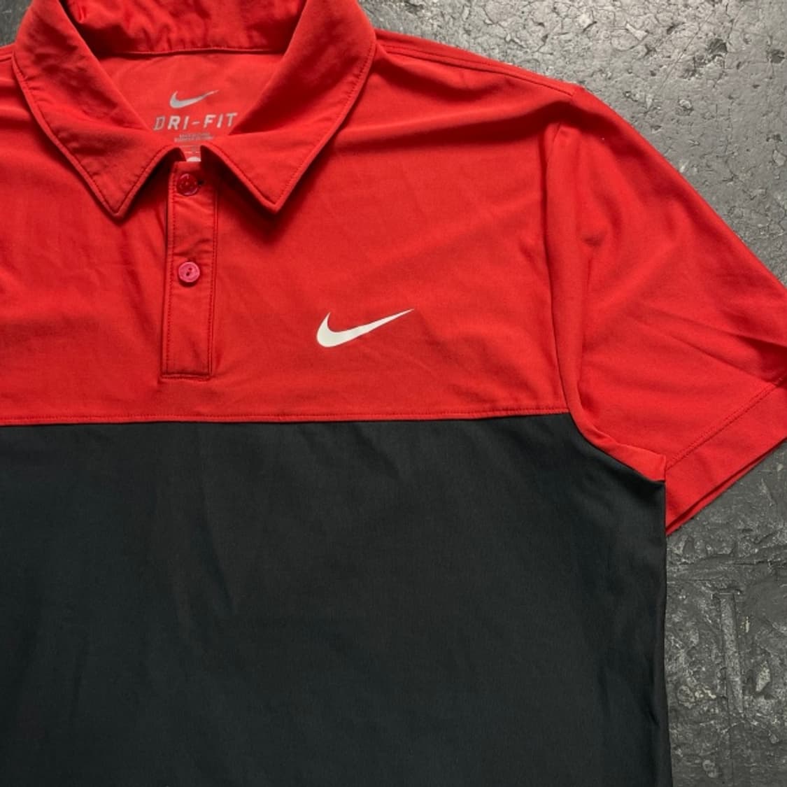 100 나이키 드라이핏 카라티  상품이미지2