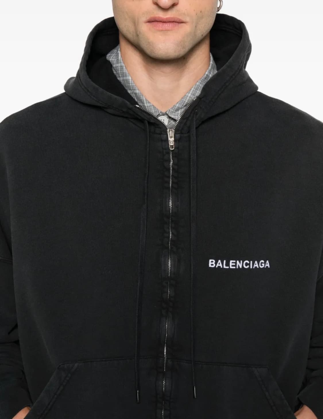 [4] 발렌시아가 유니폼 패치 후디 페이드 블랙 상품이미지5