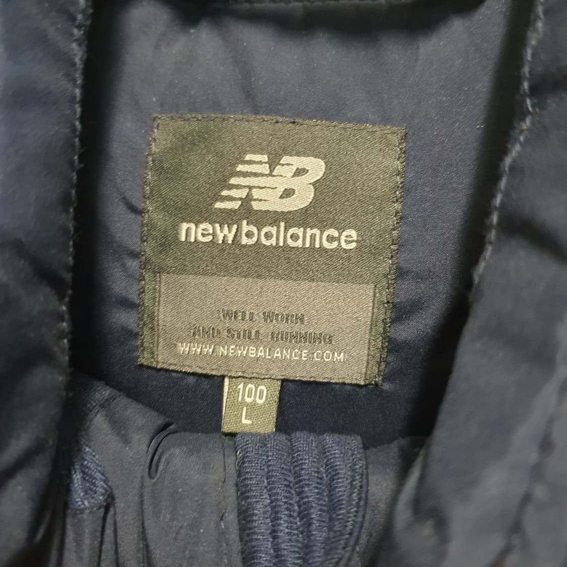 뉴발란스 남성 덕다운 조끼 패딩  상품이미지4