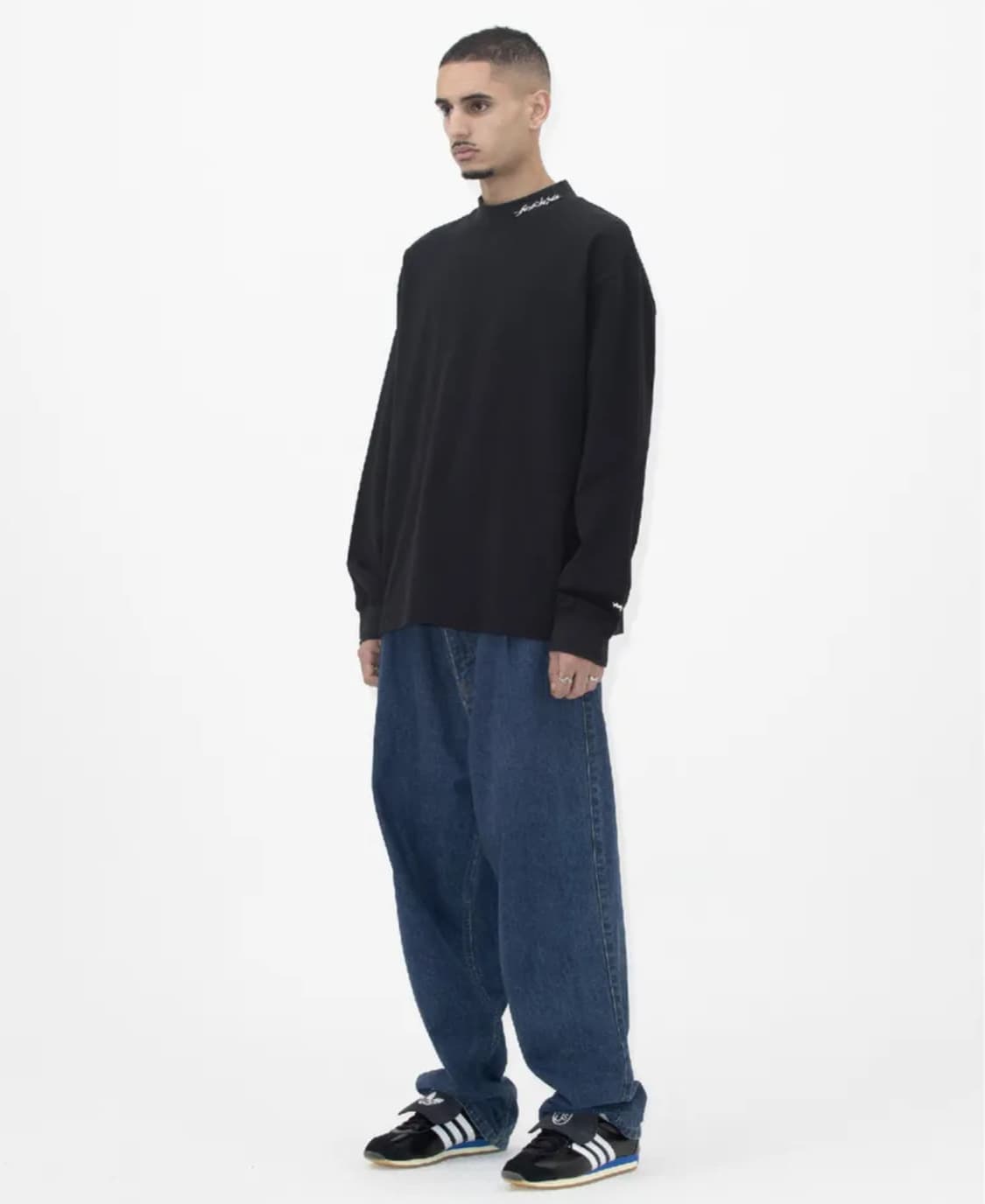 예스아이씨 Y.E.S Mock Neck L/S BK 상품이미지4