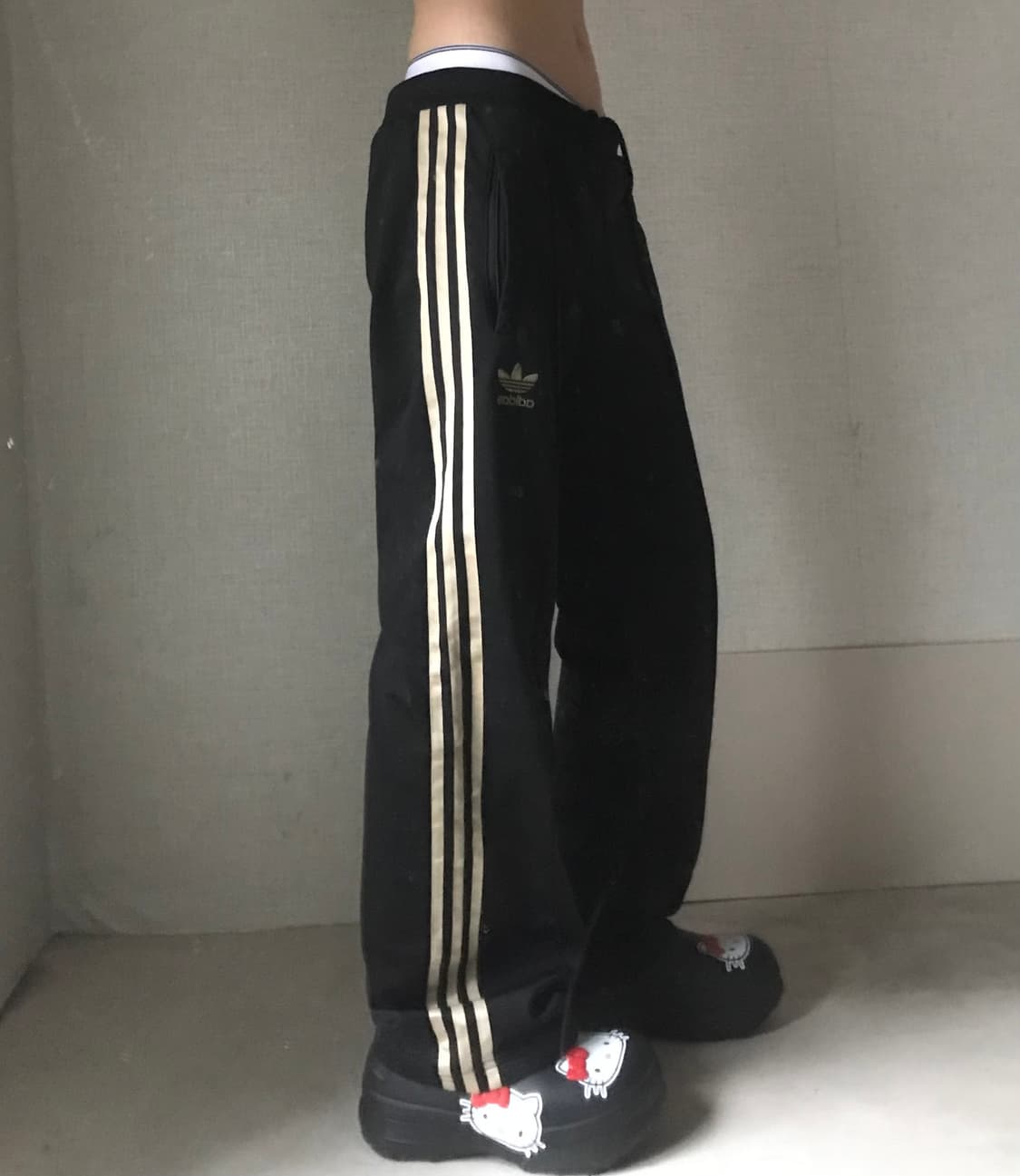 아디다스 블랙 골드 트레이닝팬츠 상품이미지2