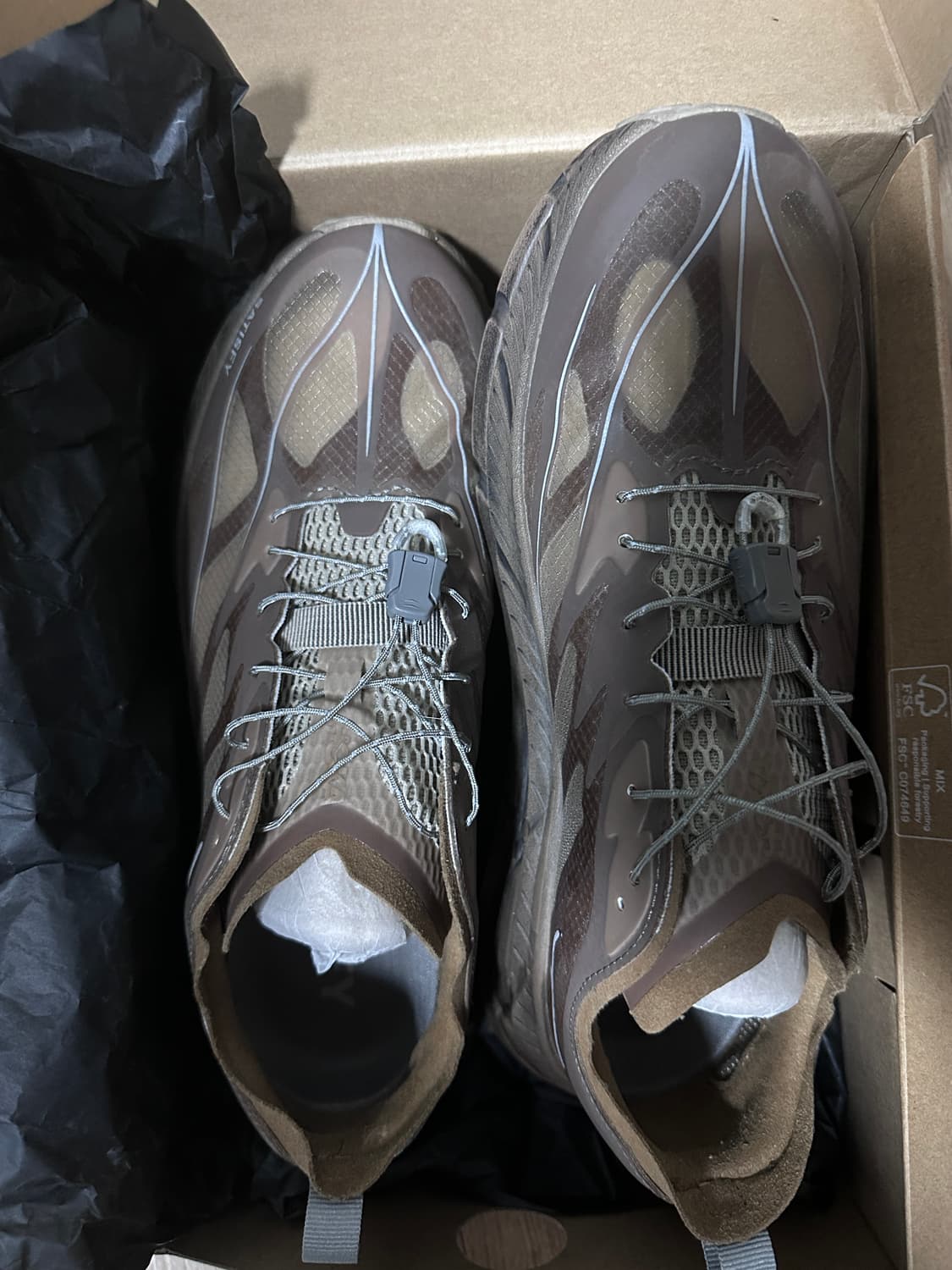 호카x새티스파이 마파테 스피드4 라이트러버 275 상품이미지4