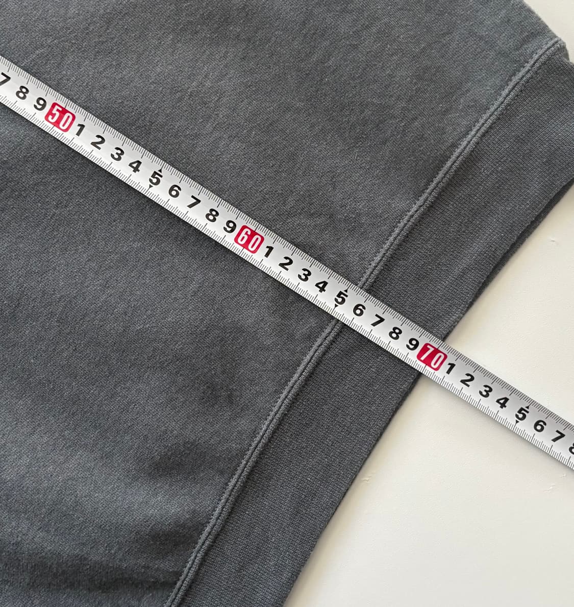 Nike 나이키 빈티지 스우시 차콜 맨투맨 상품이미지6