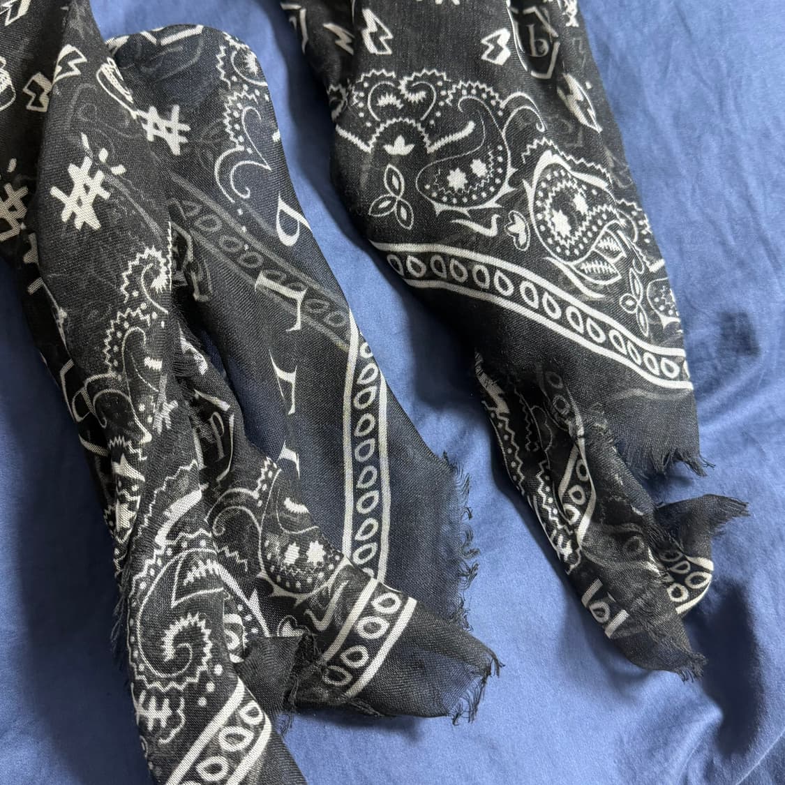 (OS) 필립플레인 모달 실크 달러 머플러 블랙 상품이미지4