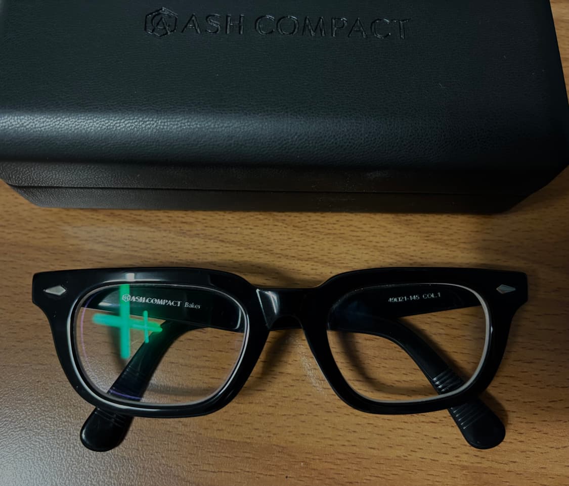 애쉬 컴팩트 베이커 블랙 상품이미지1