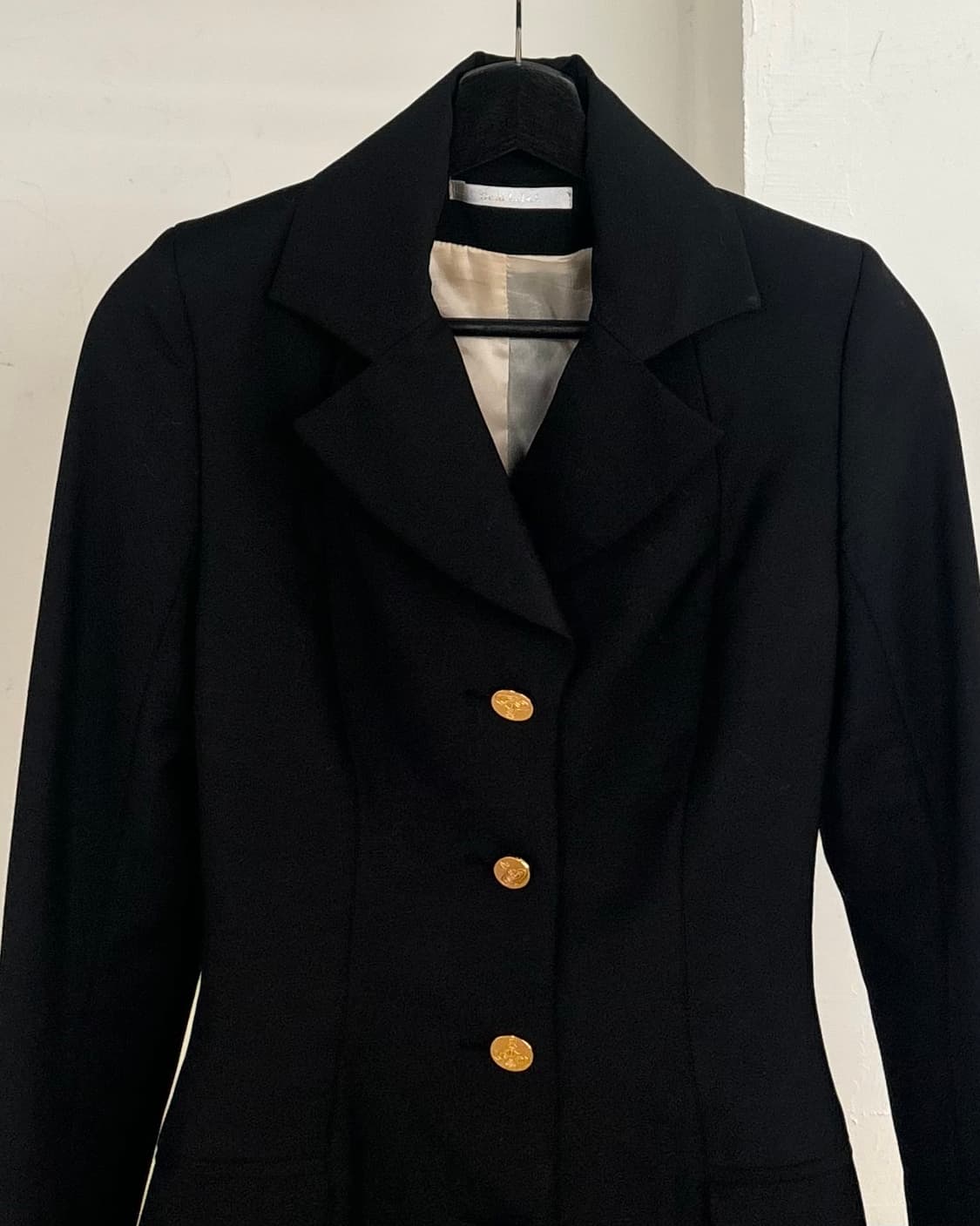 비비안웨스트우드 골드라벨 라펠카라 블랙 블레이저 상품이미지2
