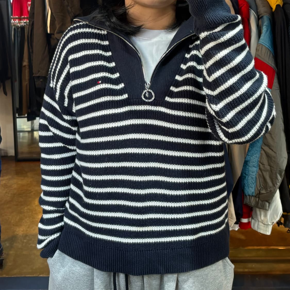 타미힐피거 네이비 반집업 단가라 니트 상품이미지1