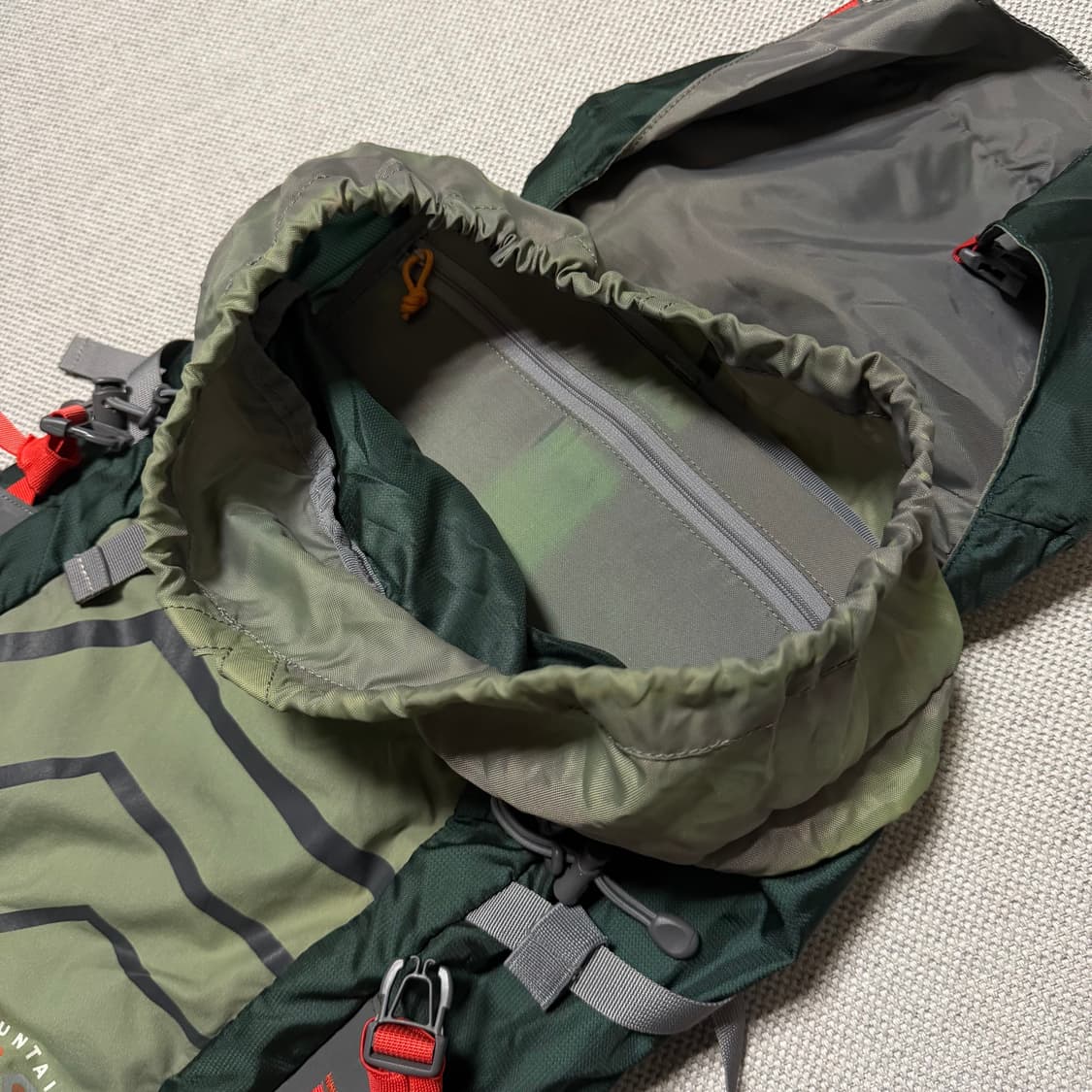 마운틴하드웨어 킹스톤 40L 백패킹 배낭 상품이미지4