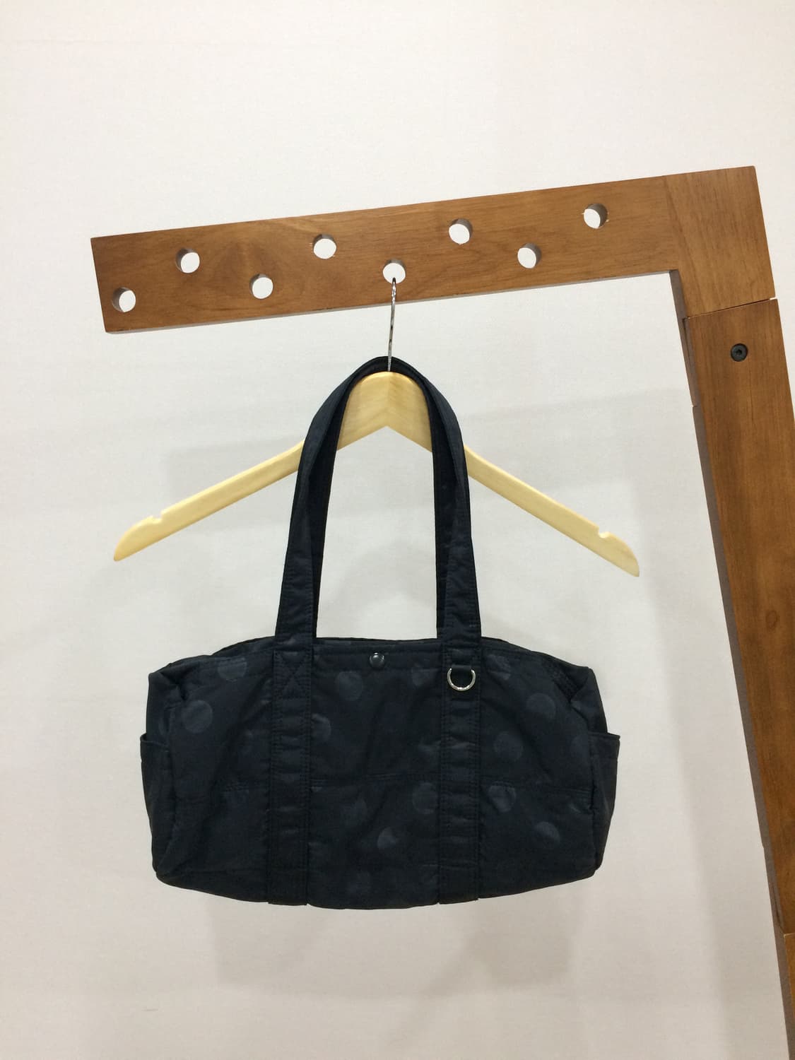 해브어웨일 도트 더플백 네이비 상품이미지1