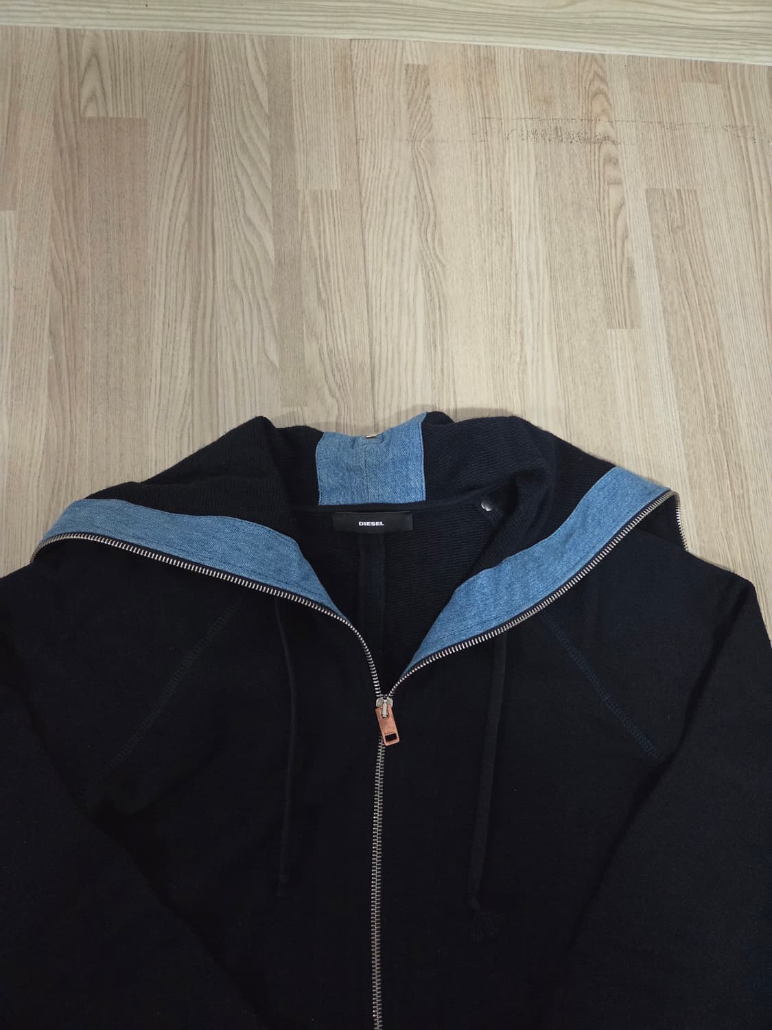 Diesel 블랙 색상 후드 집업(불가리아) 상품이미지1